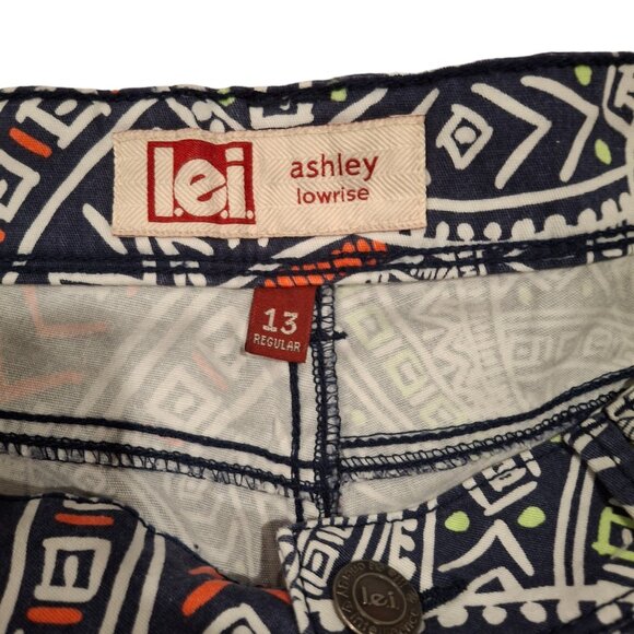 L.E.I Shorts Jr. Women's Ashley Coll. Graphic Cutoffs Blue Orange White Grn. 13 - Picture 3 of 3